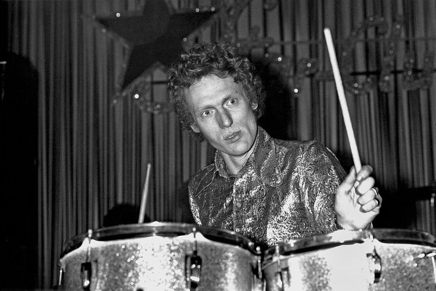 ¡Let There Be Drummers!